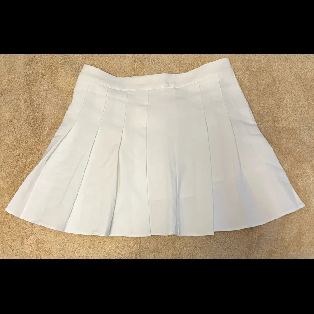 Tennis skirt - Picture 1 of 2
